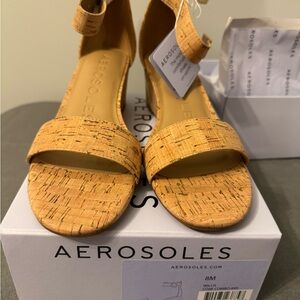 AEROSOLES Willis Women's Cork Tan Heels- 8M- NTW